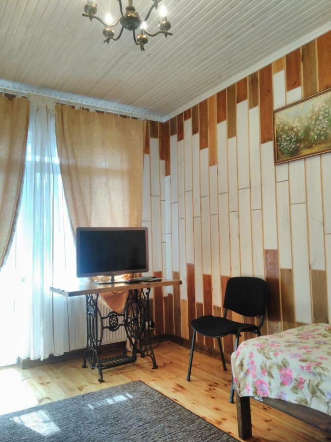 Отель "Swallow House" Cherkasy Exterior foto
