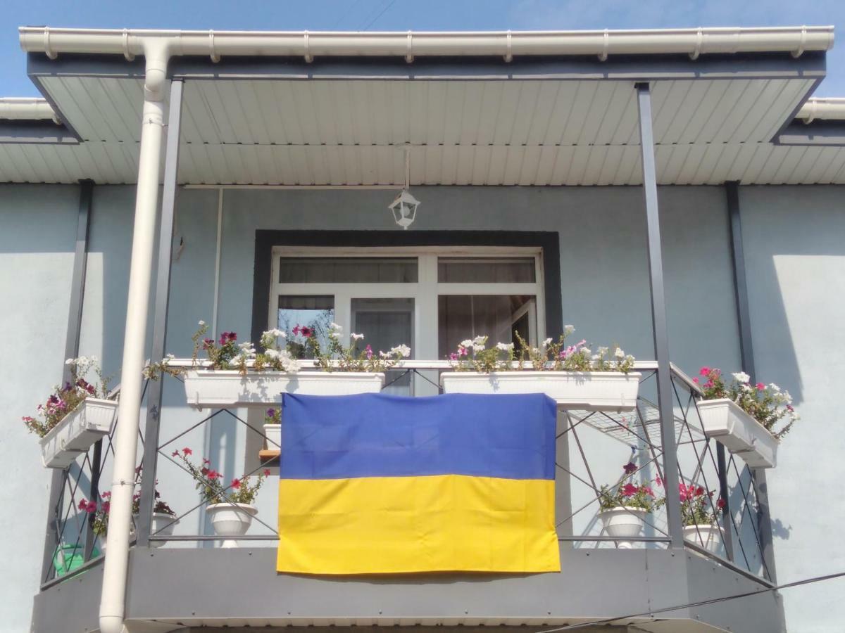 Отель "Swallow House" Cherkasy Exterior foto